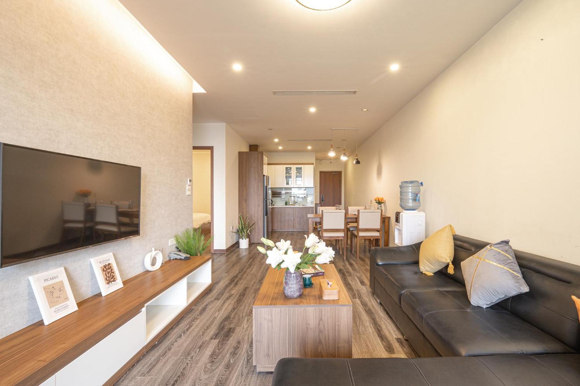Luxe Paradise Suites Tay Ho Hanoi Exterior photo