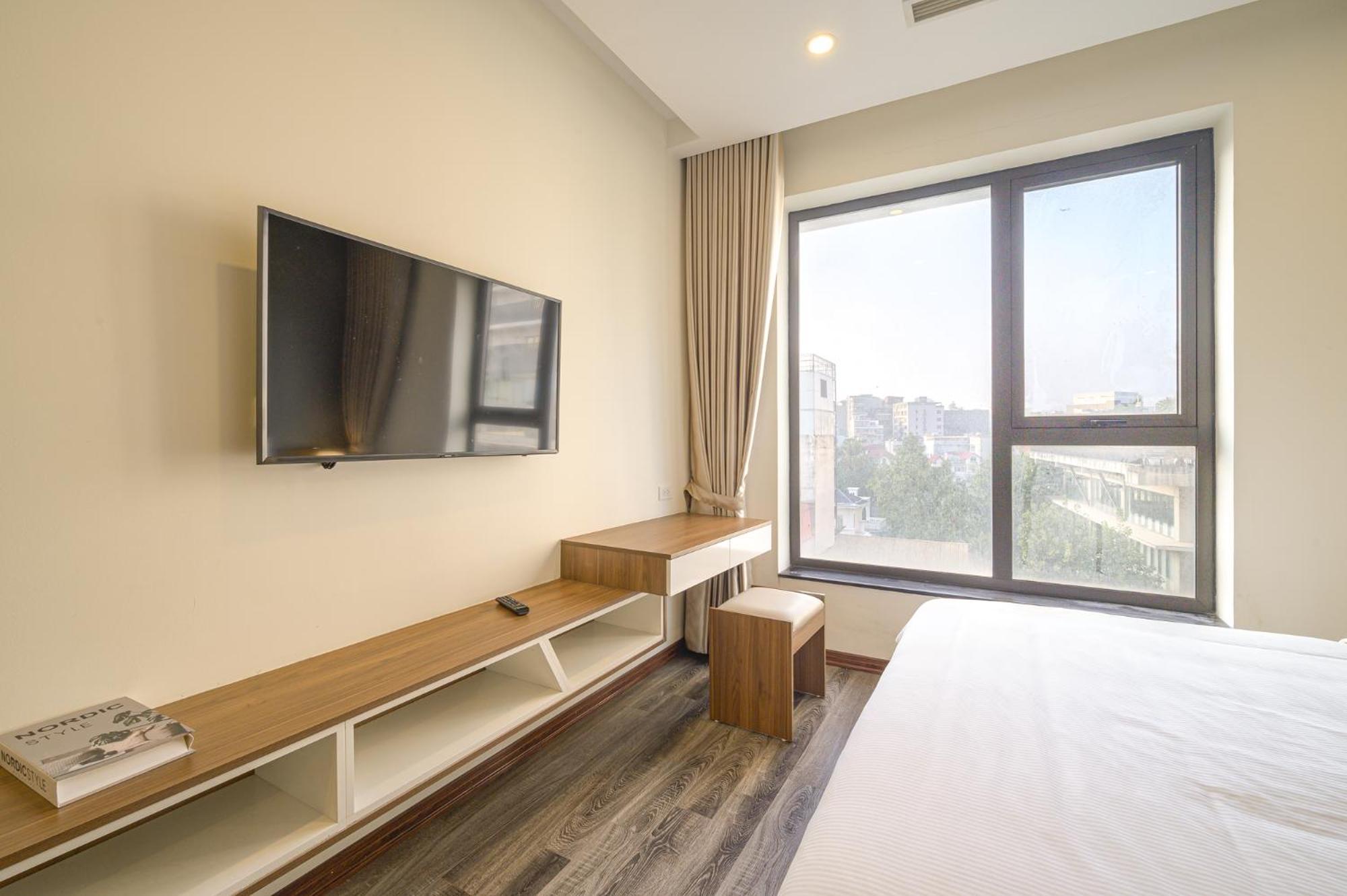 Luxe Paradise Suites Tay Ho Hanoi Exterior photo