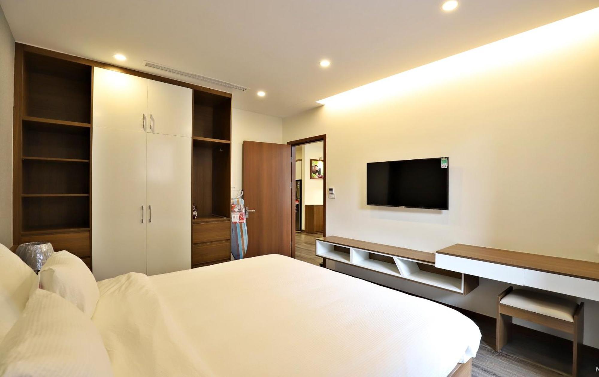 Luxe Paradise Suites Tay Ho Hanoi Exterior photo